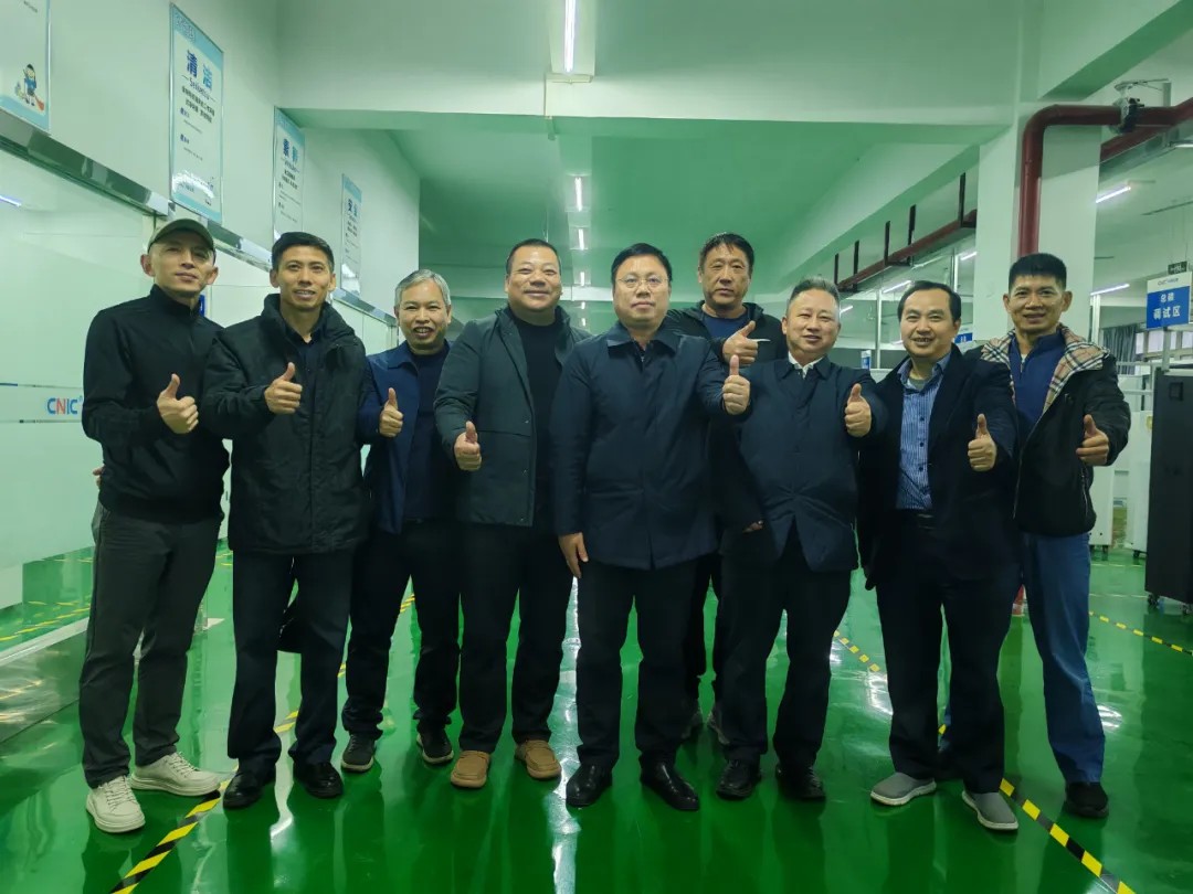 品牌資訊丨長江水利委、中國一冶集團、武漢大學(xué)等專家一行蒞臨中核儀表參觀考察
